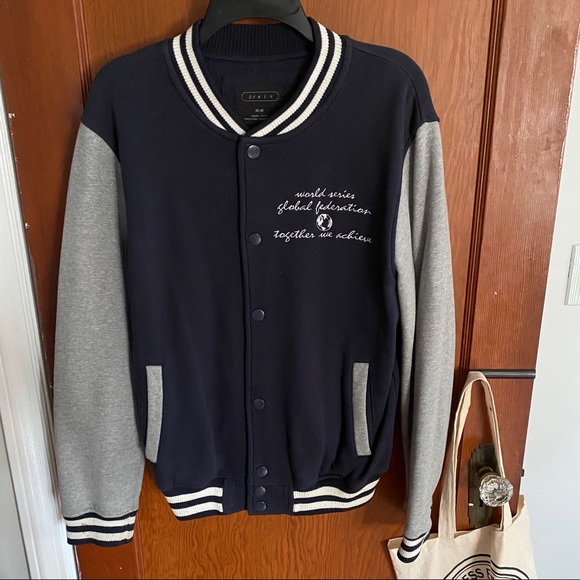 Bundle of 2 Varsity Jackets - Size Medium! - Picture 5 of 7